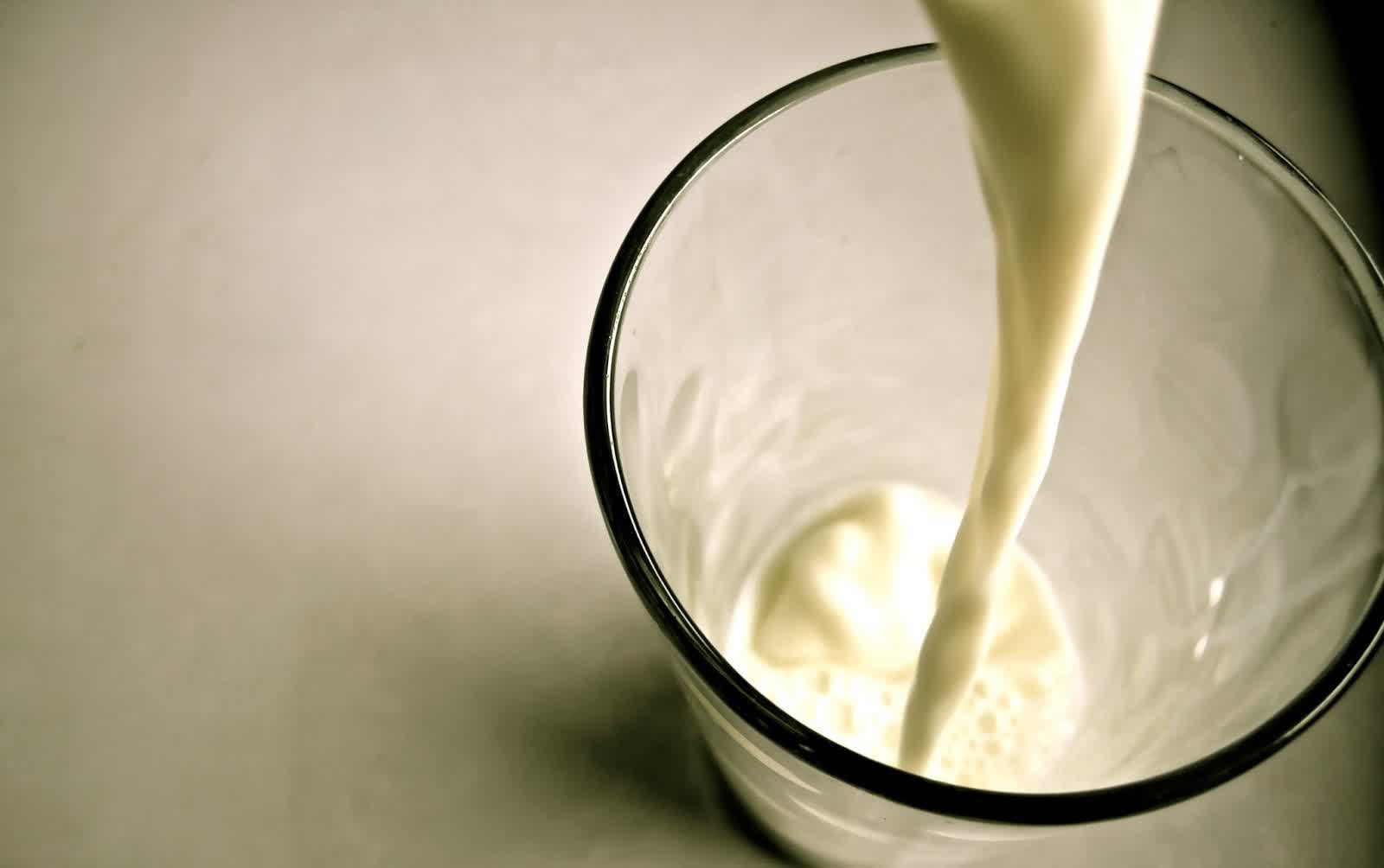 Susu Membuat Jerawatan, Benar atau Tidak?
