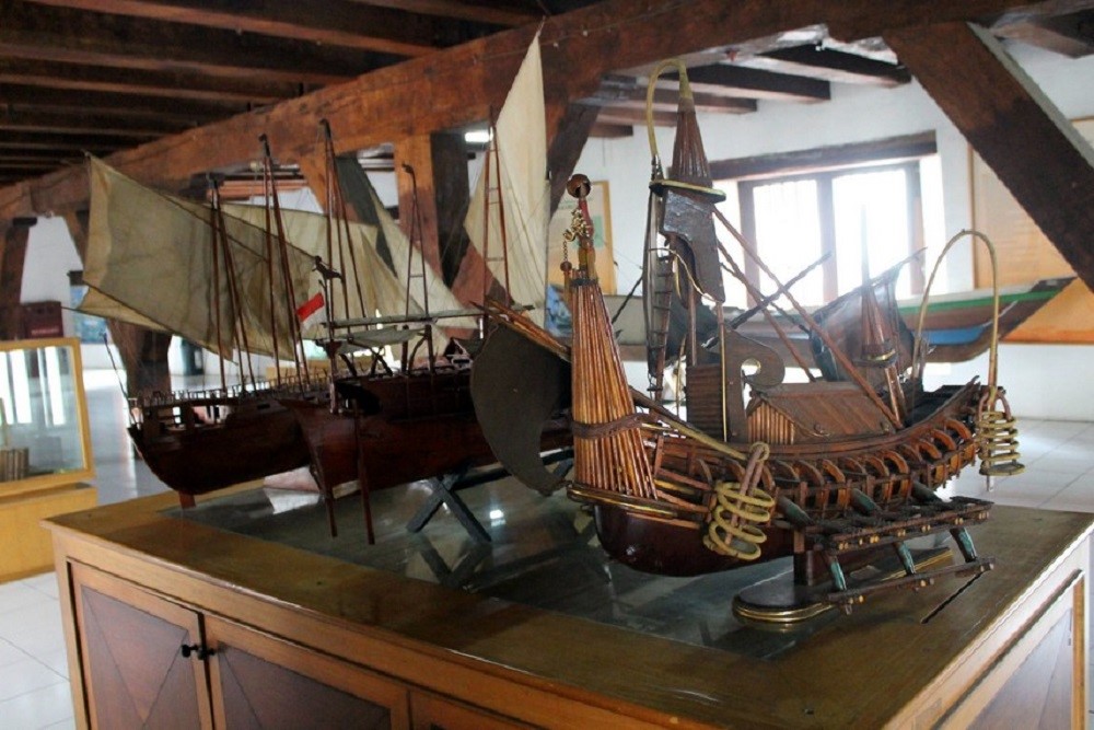 Heboh Alami Kebakaran, Memang Apa Saja Sih Isi Dari Museum Bahari?