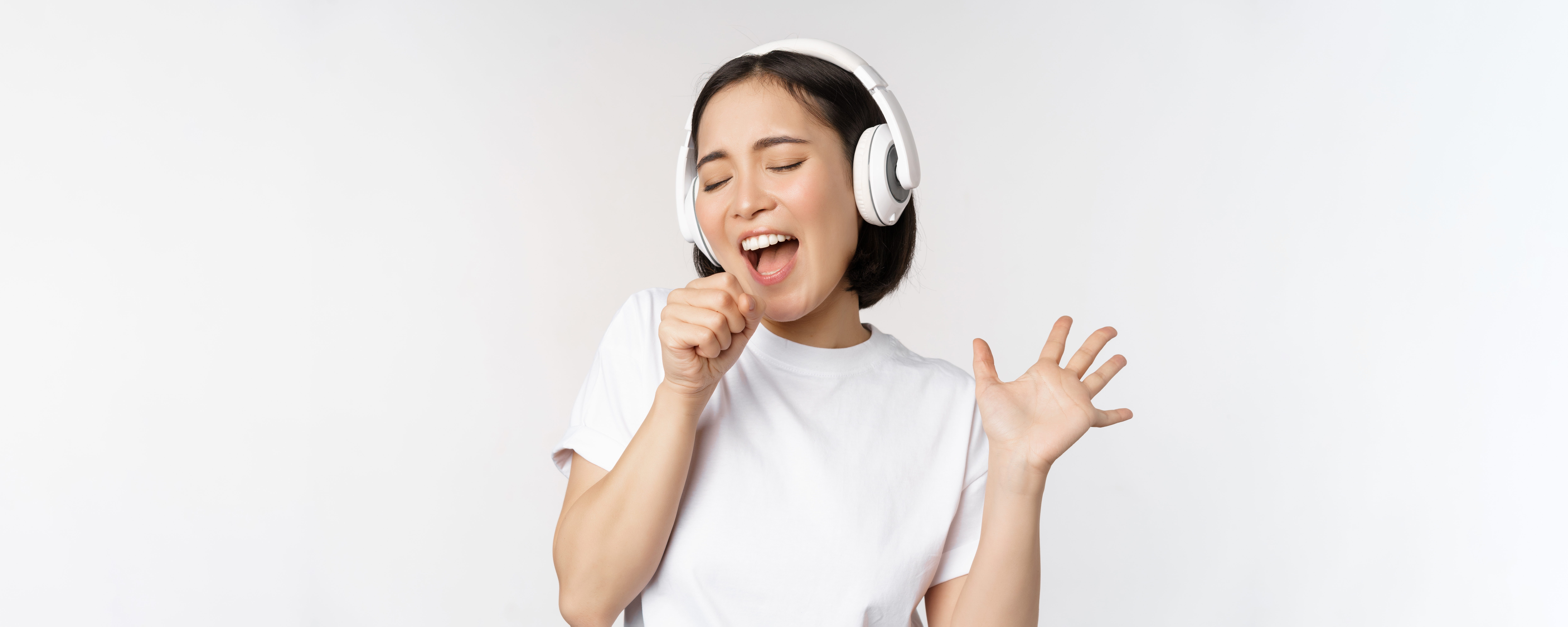 Nggak Mau Tumbang Pas Sing Along? Lakukan Persiapan Ini Sebelum Nonton Konser